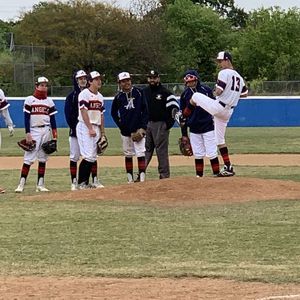 Meet your Posher, Luis